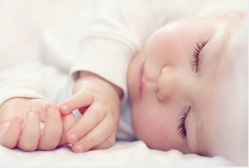 Bebe dort